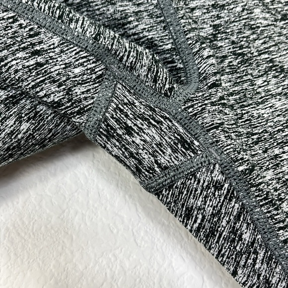 Athleta Exhale Heel Tight Stash‎ Pocket Heather Black Size Small - Picture 4 of 12